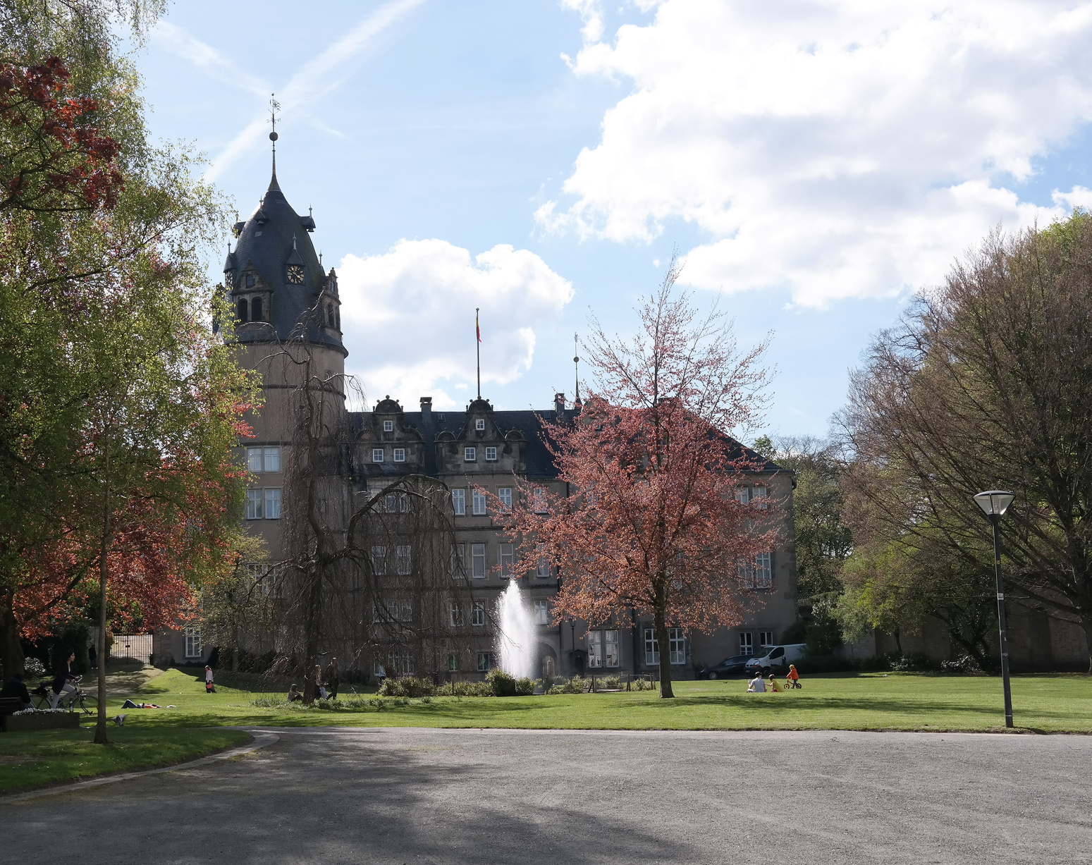 Schloss Detmold; Privatdetektei Detmold, Wirtschaftsdetektive Detmold, Detektivbüro Detmold, Privatermittler Detmold